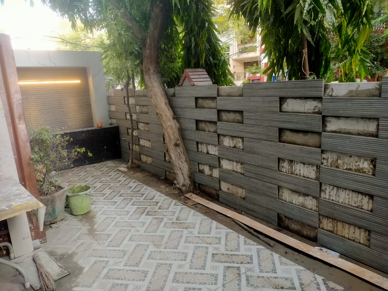 front gate tiles work